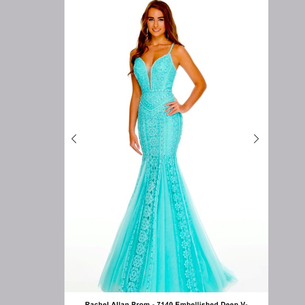 Prom/Bridesmaid Dress (Juniors size 10, Womens 4)